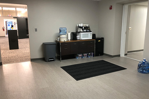 Breakroom between 704 and 708