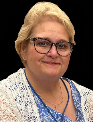 Portrait photo of Mary Leonhart